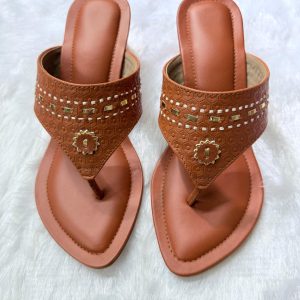 Desert Charm Kolhapuris
